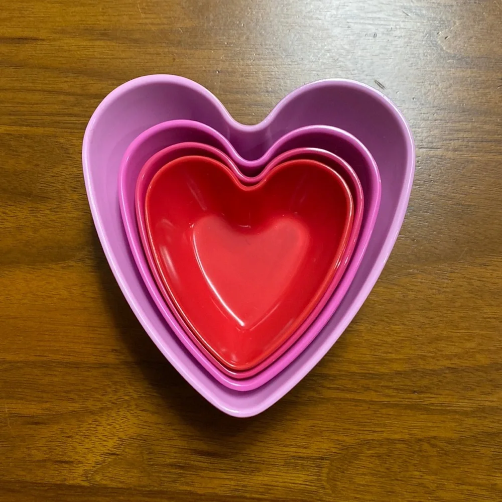 Valentine Nesting Dishes